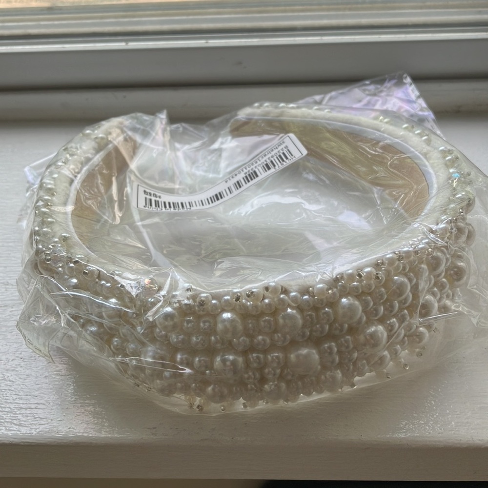 Wide Pearl Headband - NWT - Picture 3 of 4